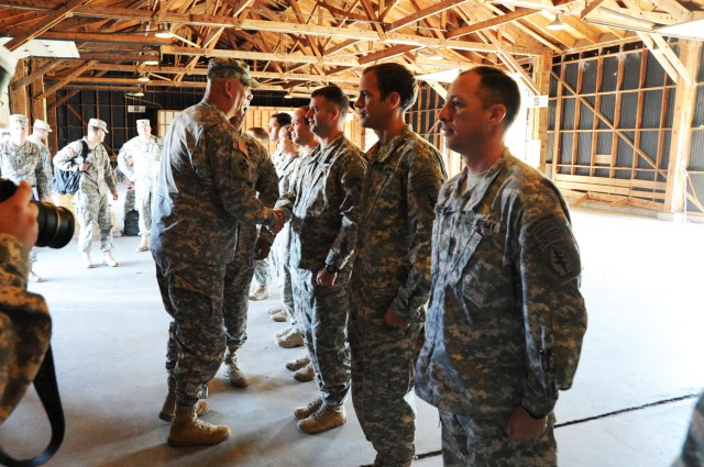 Odierno visits JRTC for Decisive Action rotation