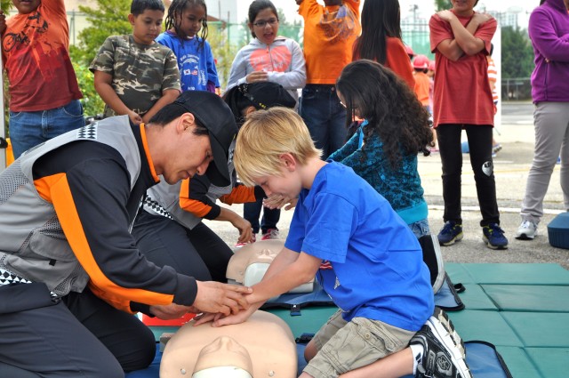 Yongsan children learn safety during fire prevention week