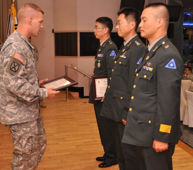 Friendship appreciation ceremony recognizes ROK-U.S. Alliance