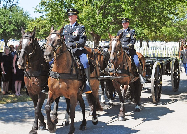 Caisson riders