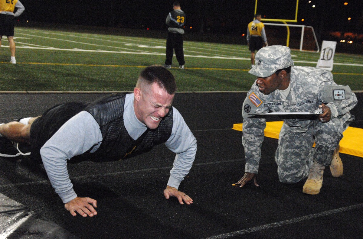 2012 Best Warrior Competition APFT | Article | The United States Army