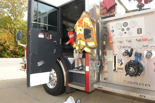 Fort Leonard Wood Fire Department hosts open house