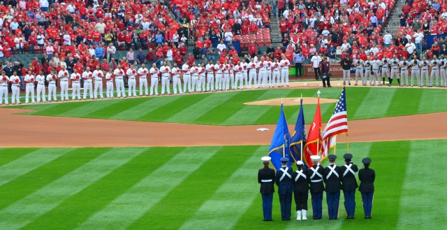 Fort Leonard Wood Soldiers, color guard featured in Game 3 of NLCS