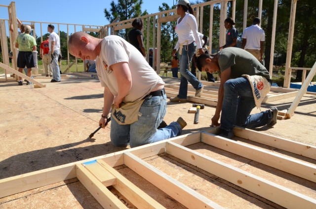 50th Signal Battalion aids Habitat for Humanity