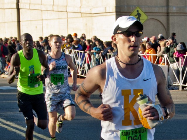 Eighth Army team participates in Army Ten-Miler