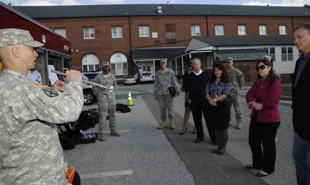 DoD support for 2013 Inauguration explained to Congressional Staff Members