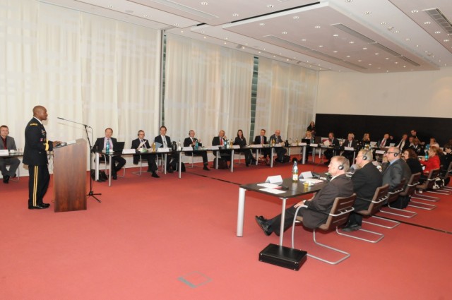 5th Signal Commander engages German State Secretaries on Cyber Security