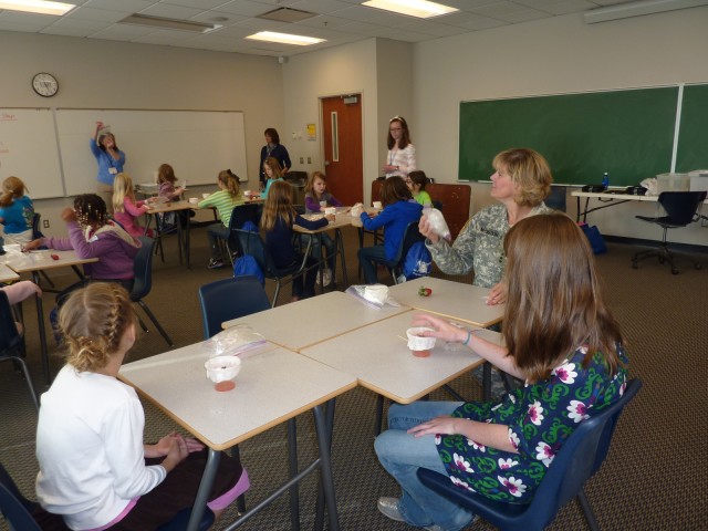 Girls' Science & Engineering Day