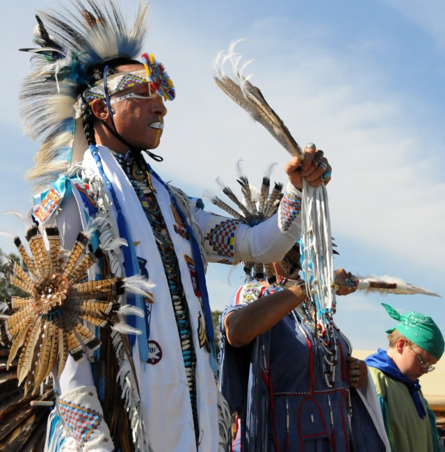 Native Americans, Fort Rucker Soldiers honor each other, history