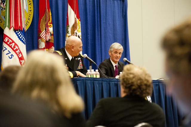 Secretary McHugh, Gen. Odierno Speak During the 2012 AUSA Press Conference