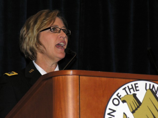 Surgeon general, families, experts talk resiliency, mental health at AUSA