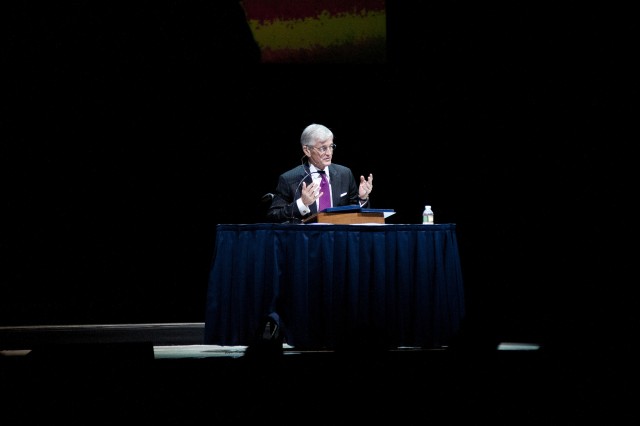 Secretary of the Army Delivers Keynote address at AUSA Expo