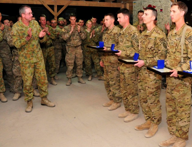 25th CAB medevac crew receives Australian award