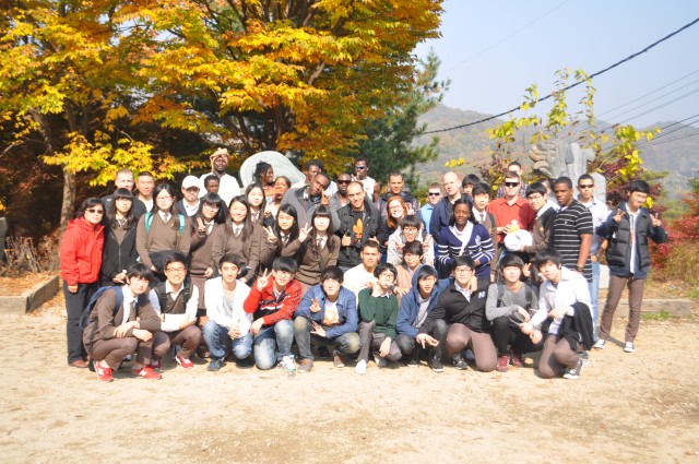 Soldiers from the 2nd Infantry Division participated in the Dongducheon Foreign Language High School Tour