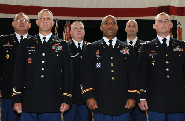 Fort Rucker honors 13 retirees during ceremony