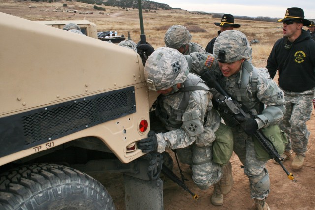 HMMWV Push