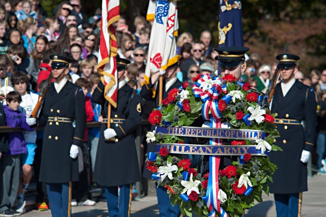 Chilean Army Commander-in-Chief Meets with U.S. Army Chief of Staff, Lays Wreath at Arlington