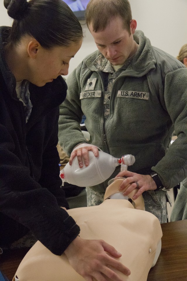 200th MPCOM medics fine-tune medic skill sets during extensive training