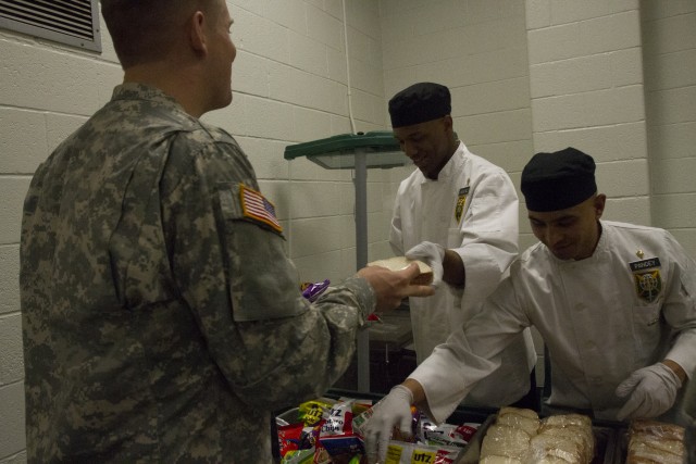 200th MPCOM cooks bring pride, appetite to battle assembly weekend