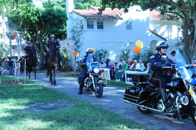 Army Reserve 'Hurricane' Soldiers, Miami community honor military veterans