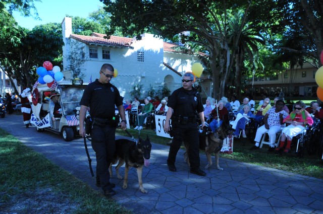 Army Reserve 'Hurricane' Soldiers, Miami community honor military veterans