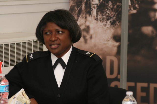 ASC Soldiers offer advice to Army ROTC cadets