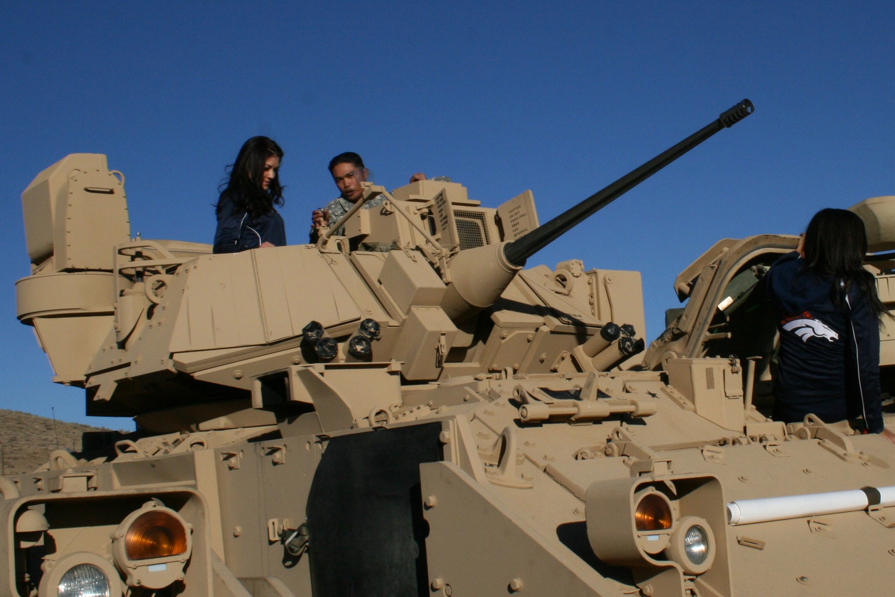 2nd BCT, 4th Inf. Div. spends day with Denver Broncos, Article