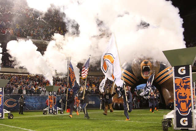 U.S Army Reserve Soldier leads Chicago Bears onto the field