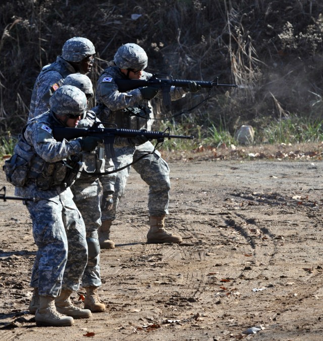 Soldiers conduct reflexive fire marksmanship, raise readiness