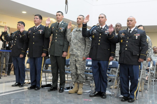 Division West NCO becomes U.S. citizen