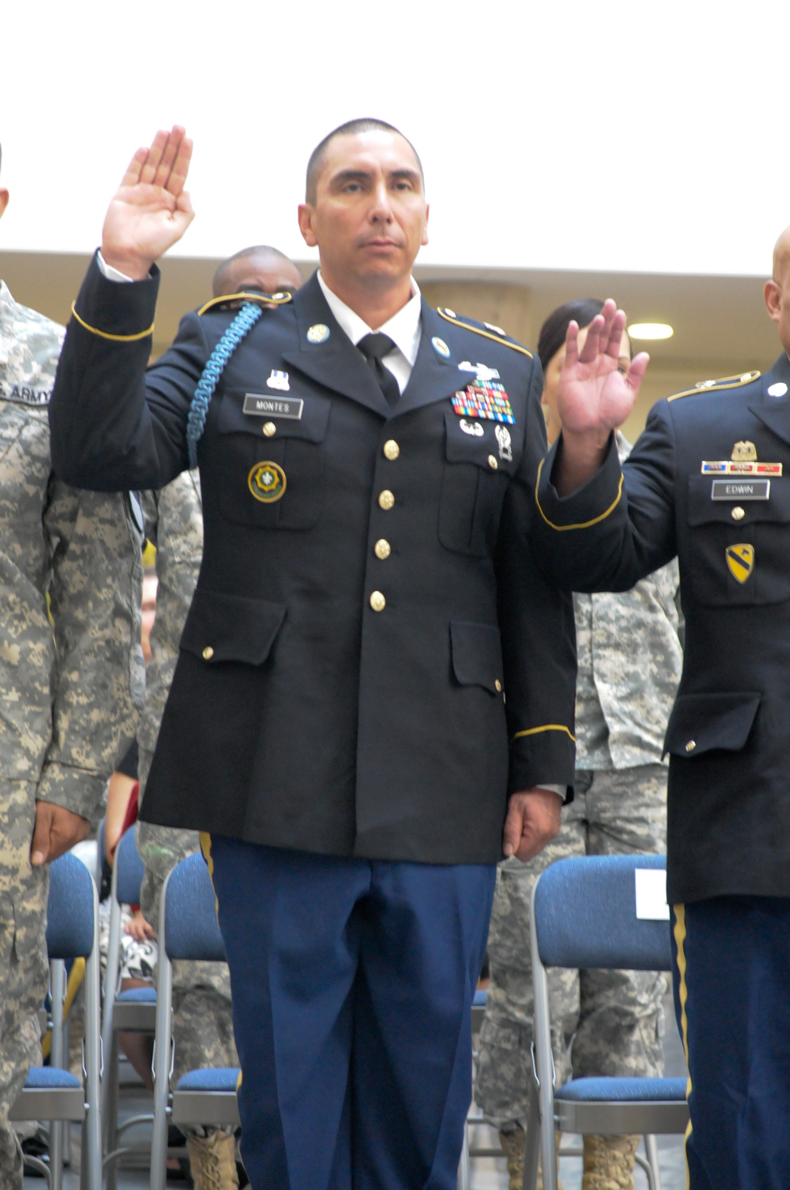 Division West NCO becomes U.S. citizen | Article | The United States Army