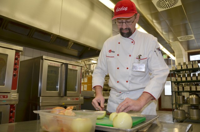 Coleman crew preps for final Thankgiving