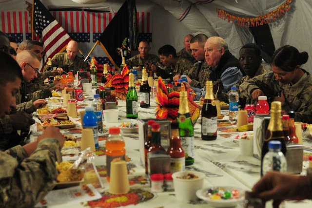 Senior Army officials visit deployed troops Thanksgiving Day