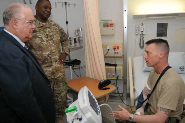 Westphal, Austin visit wounded warriors at Landstuhl Regional Medical Center