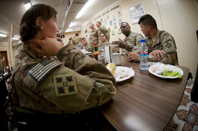 Army leaders survey battlefield and thank troops for service