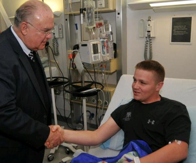 Under Secretary of the Army Westphal visits Wounded Warrior at LRMC