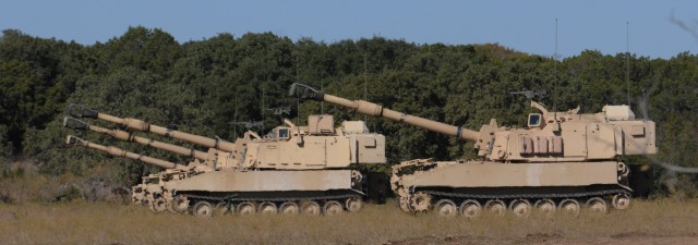 'Red Dragons' begin gunnery with a bang: Paladin crews prepare for qualification