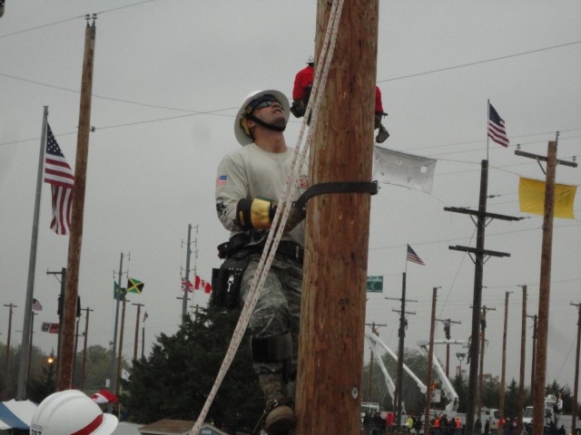 D/249th Linemen climb to the top