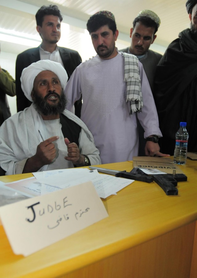 ISAF improves Afghanistan's judicial system