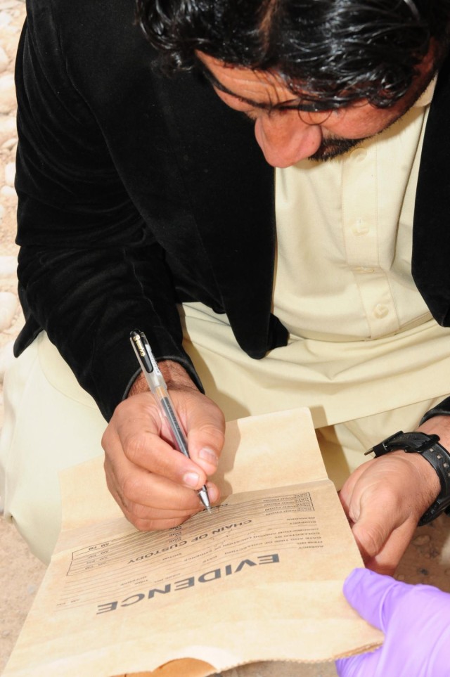 ISAF improves Afghanistan's judicial system