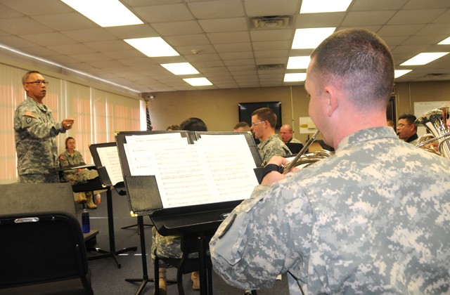 Army Band hosts CG's Holiday Concert Dec. 13