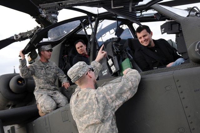 Flint Hills leadership members tour Fort Riley