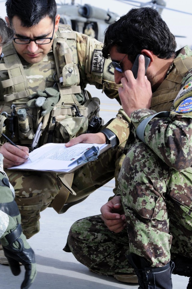 KAW flight medics certified by 25th CAB