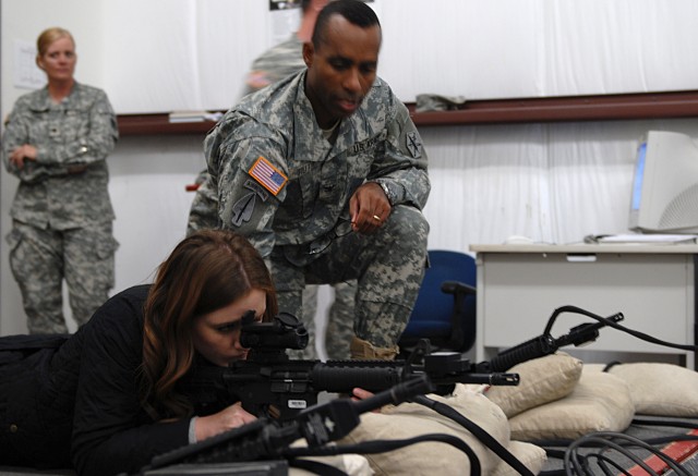 Brigade commander assists with training visitors