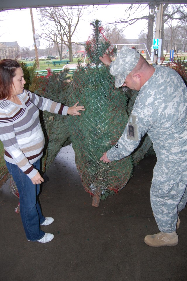 Rock Island Arsenal Provides Trees for Troops