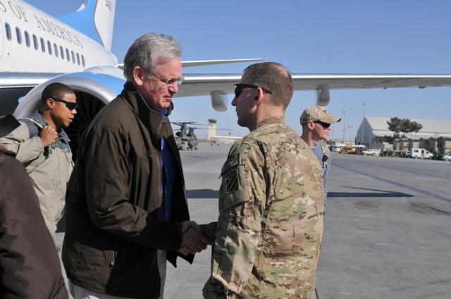 Arizona, Missouri governors visit deployed troops in southern Afghanistan