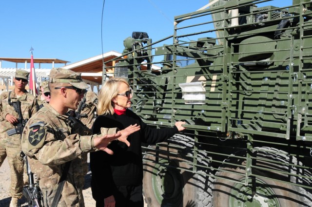 Arizona, Missouri governors visit deployed troops in southern Afghanistan