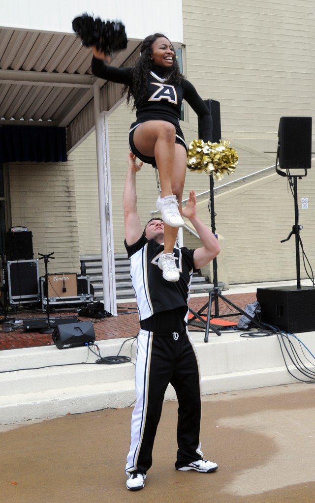 West Point cadets stir up spirit in advance of Army-Navy game