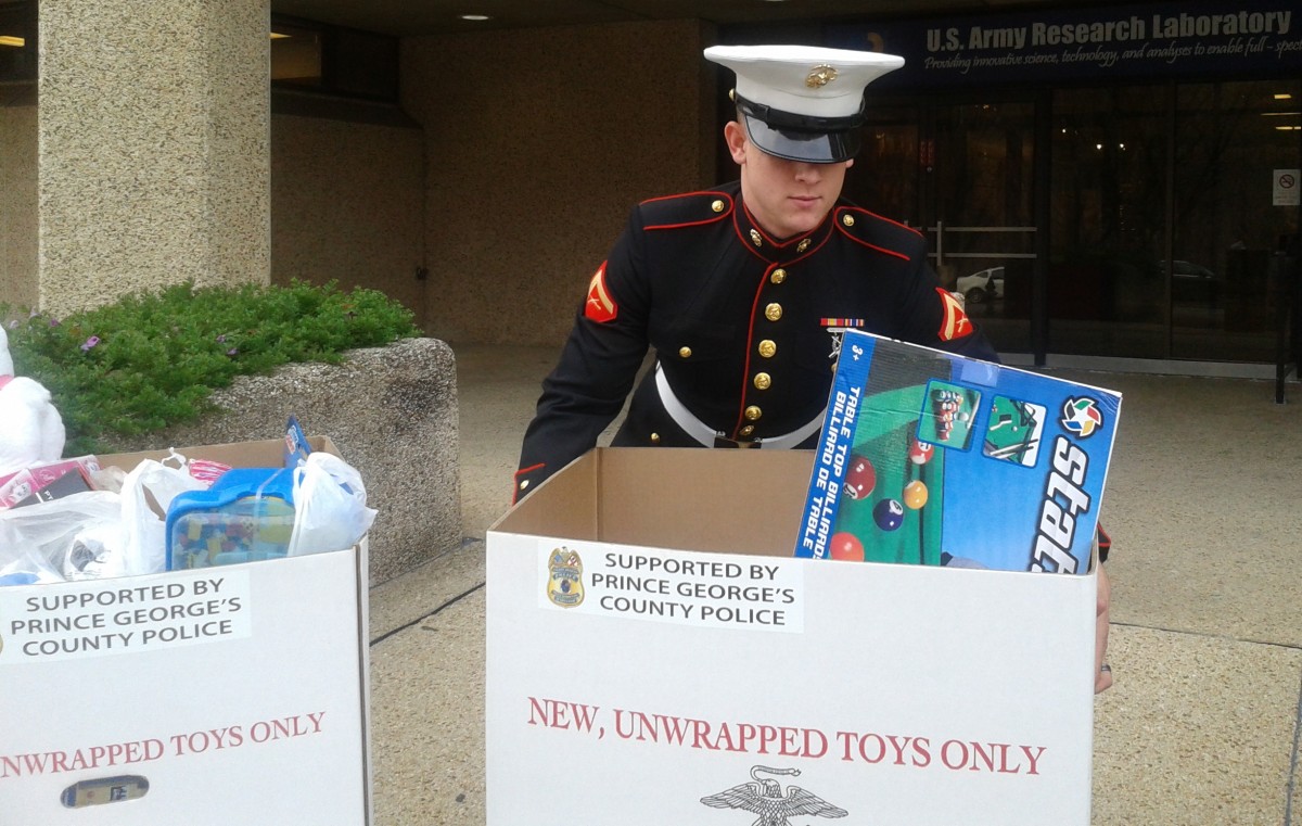 Giving The Gift Of Toys | Article | The United States Army