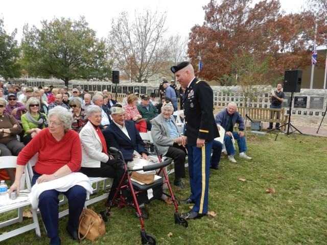 479th FA commander helps honor Pearl Harbor veterans